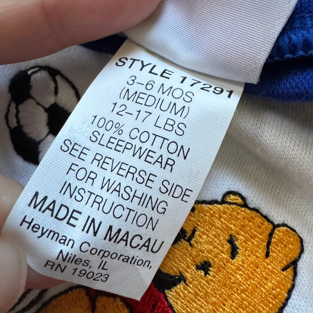 Vintage NEW 90's Y2K‎ Disney Pooh Winnie the Pooh Soccer Footed Pajamas 3-6 Mo.